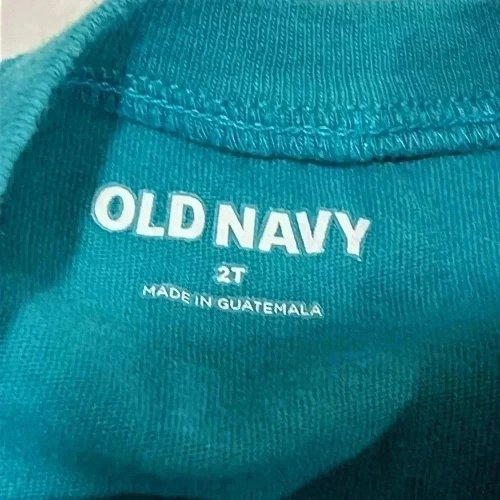 Old Navy T-shirts